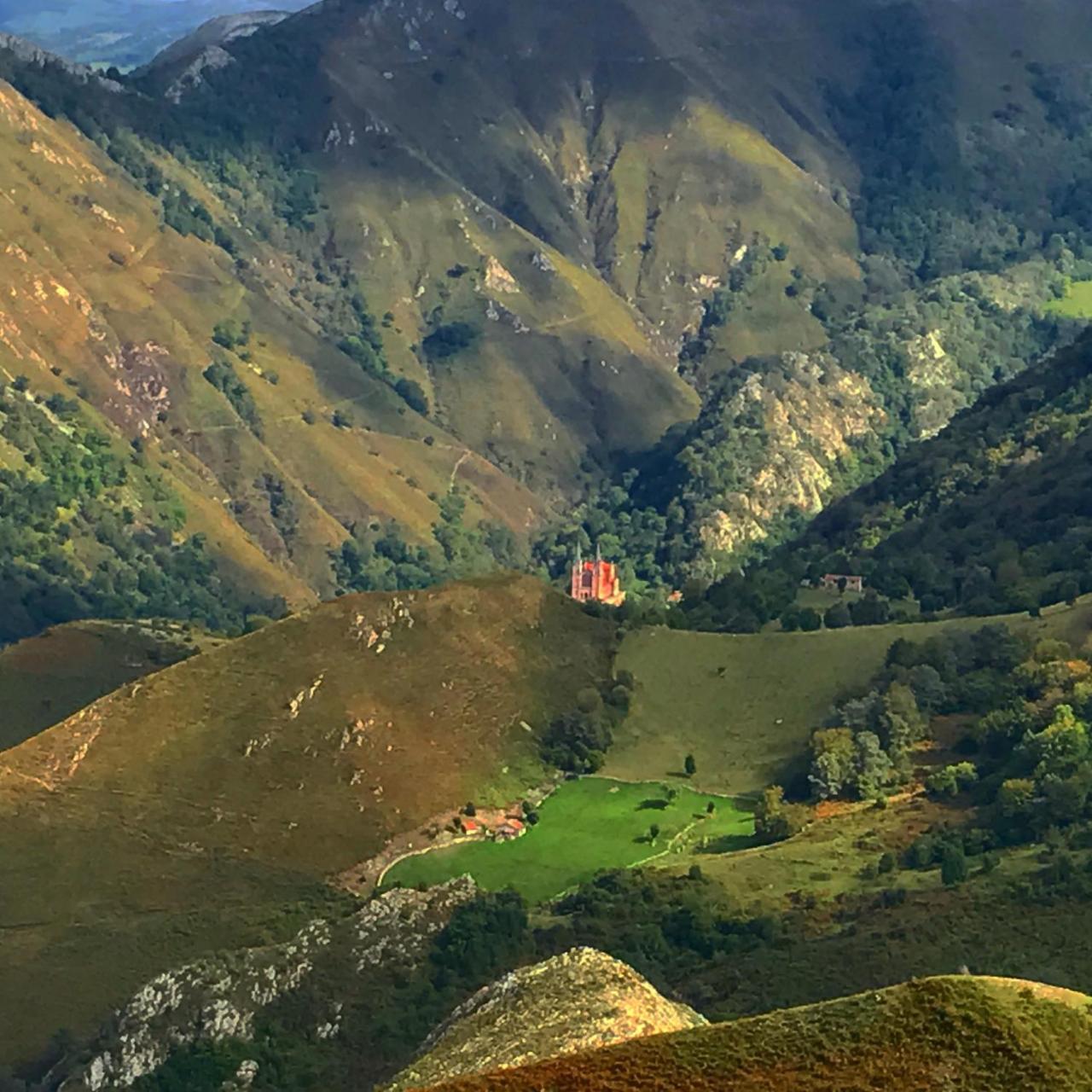 Hotel Penalba La Riera  エクステリア 写真